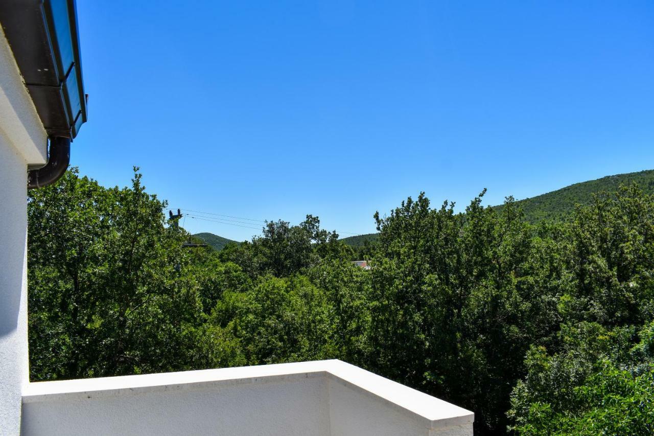 Bonaventura - Countryside Villa Near Split With Private Pool Neoric Экстерьер фото