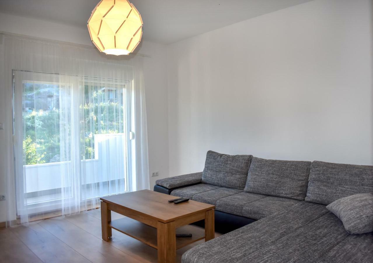 Bonaventura - Countryside Villa Near Split With Private Pool Neoric Экстерьер фото